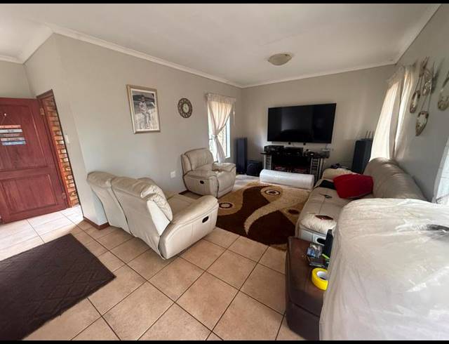 2 BEDROOM PROPERTY TO RENT IN BROOKLANDS LIFESTYLE ESTATE